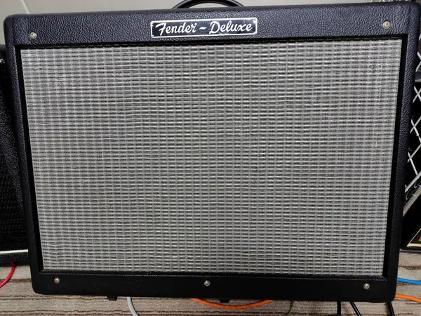 ギターアンプ Fender Hot Rod Deluxe 40w